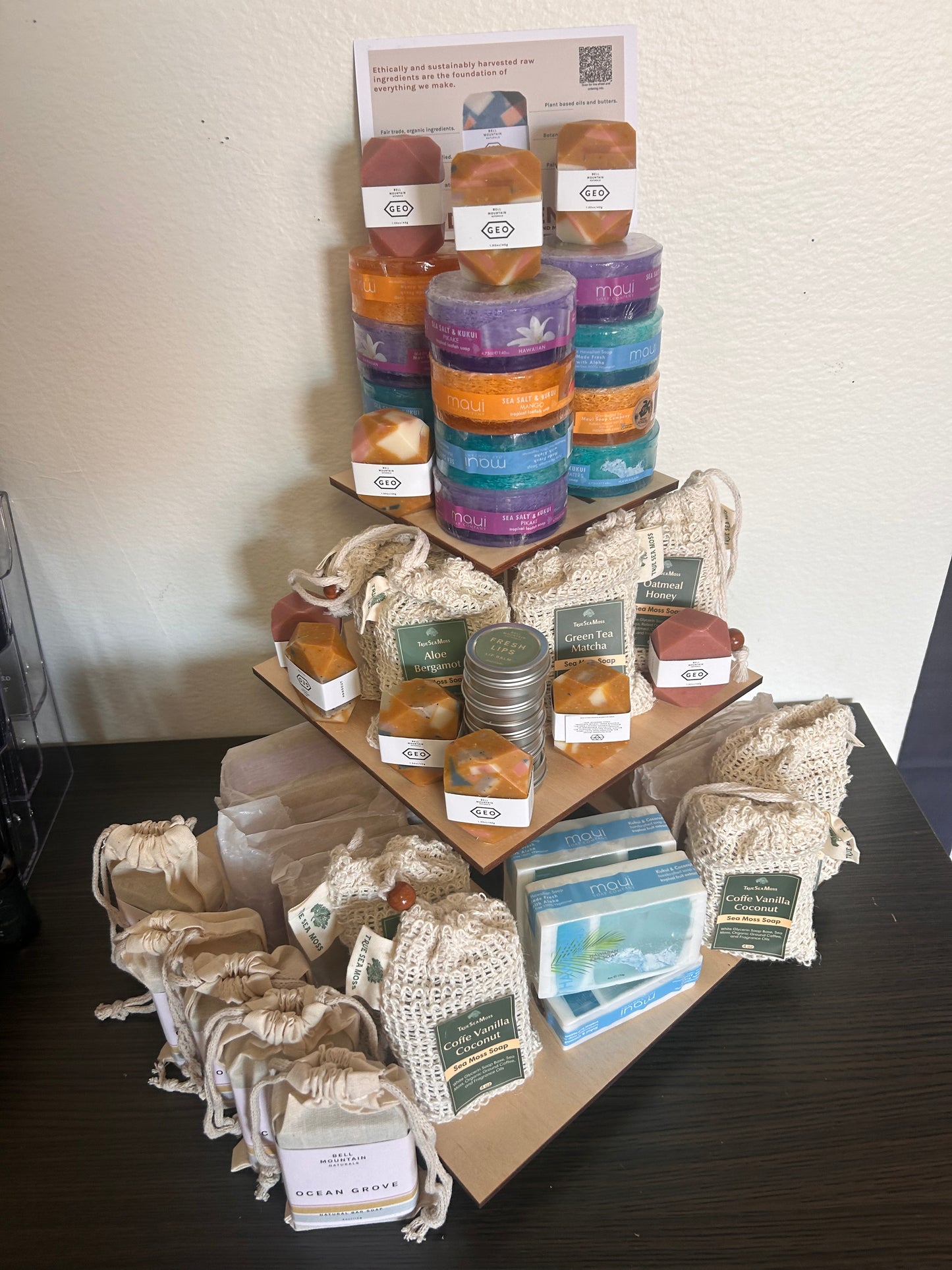 Colorful display of Sea Moss Gel Various flavors, freshly made by hand, available online with 5% discount.